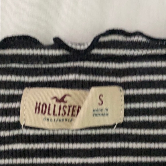 Hollister off the sholder Long Sleeve - Picture 2 of 2